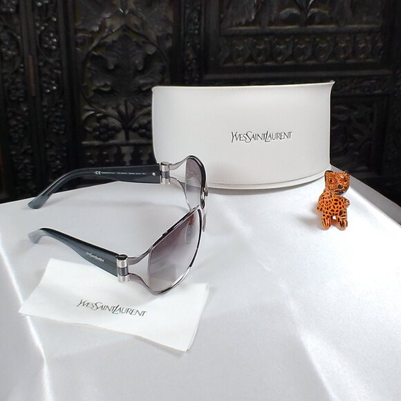 Womens Yves Saint Laurent Sunglasses - Picture 2 of 4